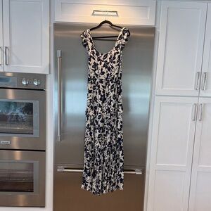 NWT Lovestitch Arwin Ruffled Maxi Dress